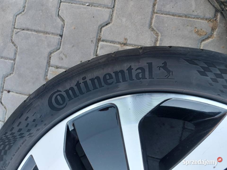 VW Arteon 3G8 2018r KOŁA FELGI OPONY 24540 R19 Samochodowe