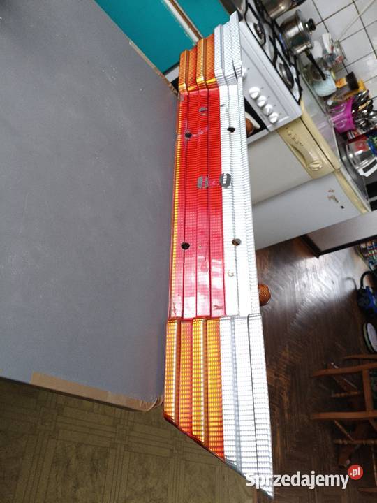 Mercedes W124 blenda klapy tylnej 124 osobowe Skarżysko-Kamienna sprzedam