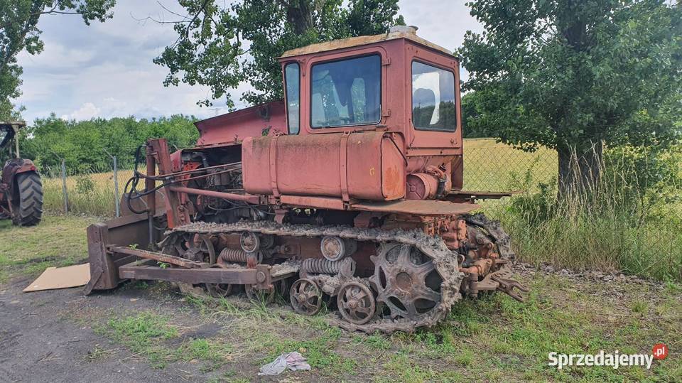 Ciągnik gąsiennicowy spychacz DT75 Kutno