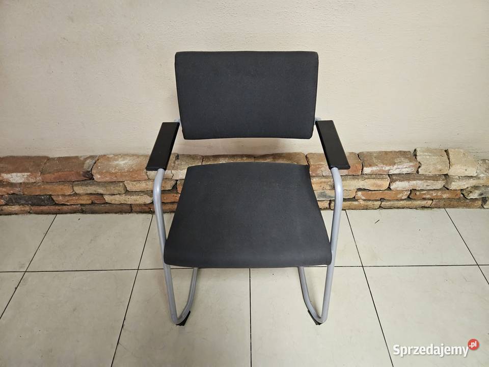 Krzesła tapicerowane konferencyjne sprzedam