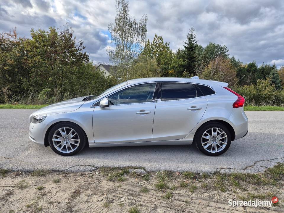 Volvo V40 Momentum 2015r 20D 120 Serwis Do Końca tempomat Puławy