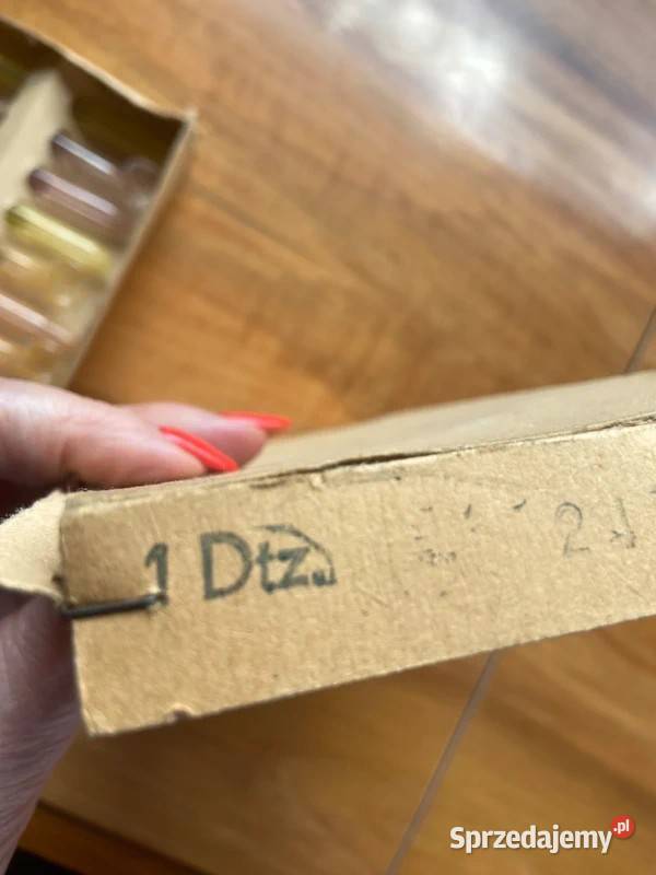 Komplet szklanych podstawek pod sztućce wazoniki Legnica