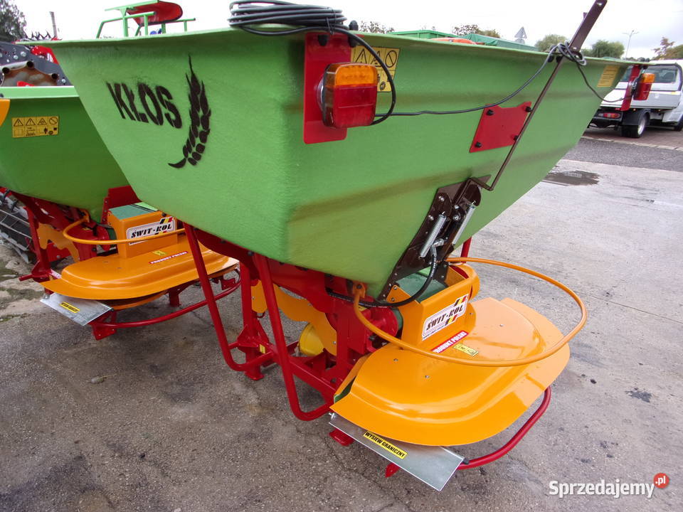 NOWOŚĆ Rozsiewacz nawozowowapienny KŁOS 1000 Rozsiewacze nawozów Opoczno sprzedam