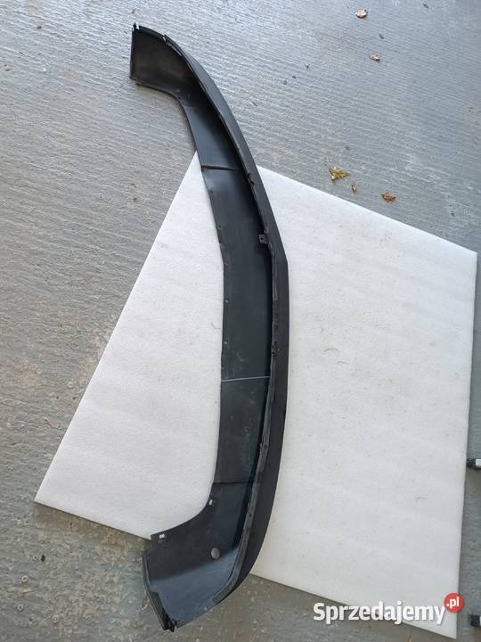 Dolna dokładka przedniego zderzaka Challenger Zderzaki Starachowice