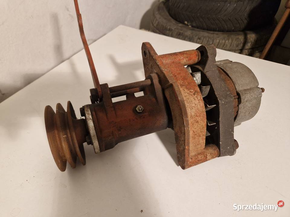 Alternator z podstawą do silnika SW680 małopolskie Kalwaria Zebrzydowska sprzedam