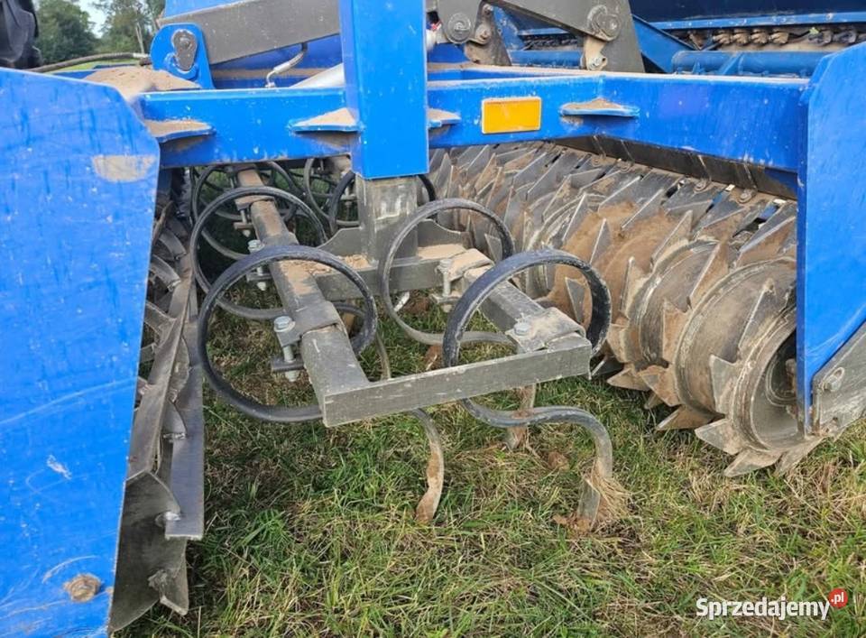 Agregat uprawowo siewny 27m z hydropakiem i nieuszkodzony Mońki