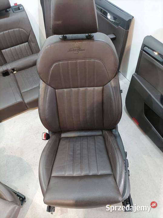 FOTELE KANAPA BOCZKI WENTYLOWANE LAURIN KLEMENT Rok produkcji 2019 świętokrzyskie