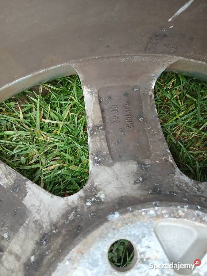 Felgi aluminiowe komplet 7J 16 ET42 5X112 AUDI aluminiowe Samochodowe Szczerbice