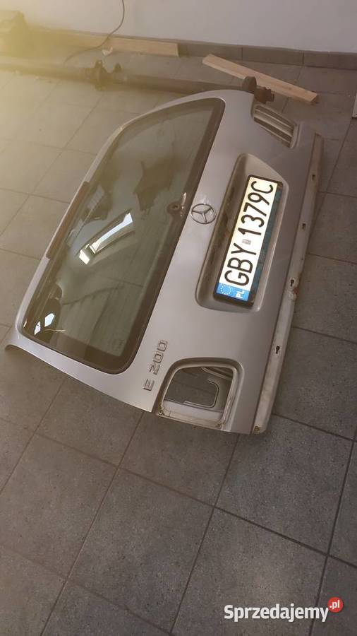 Klapa tylna Mercedes w210 lift 744 części blacharskie Bytów