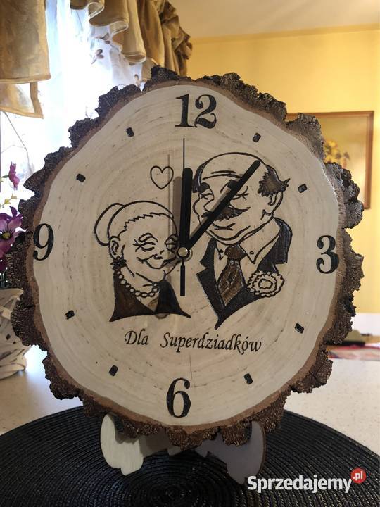 Zegary ścienne na stojaku Dzień Babci Dziadka drewno
