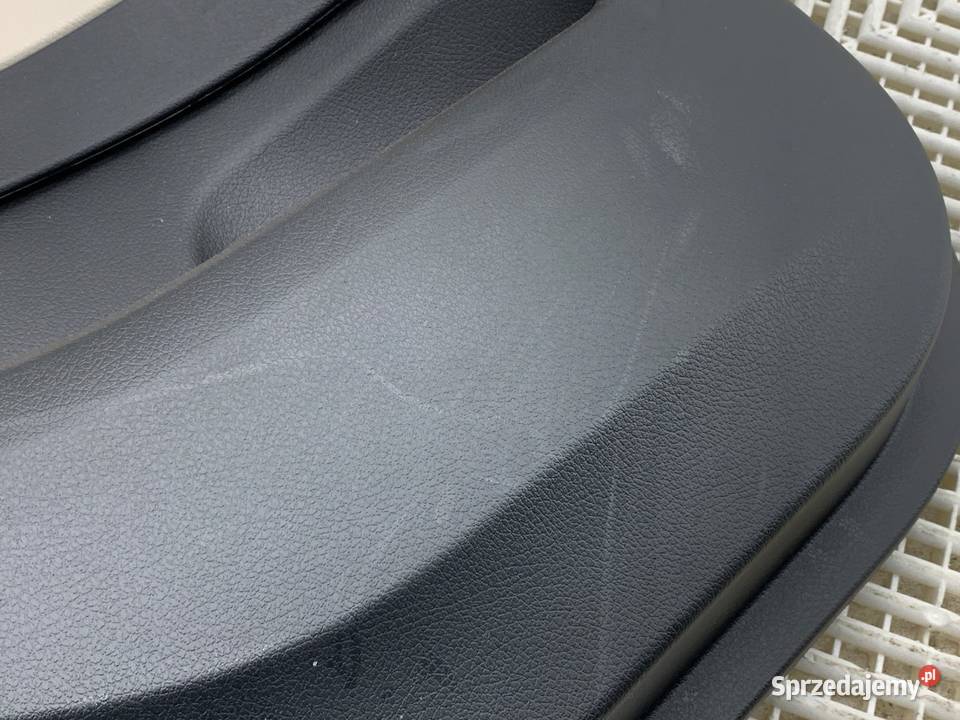 BOCZEK DRZWI LEWY PRZÓD MERCEDES GLE SUV Tapicerki samochodowe
