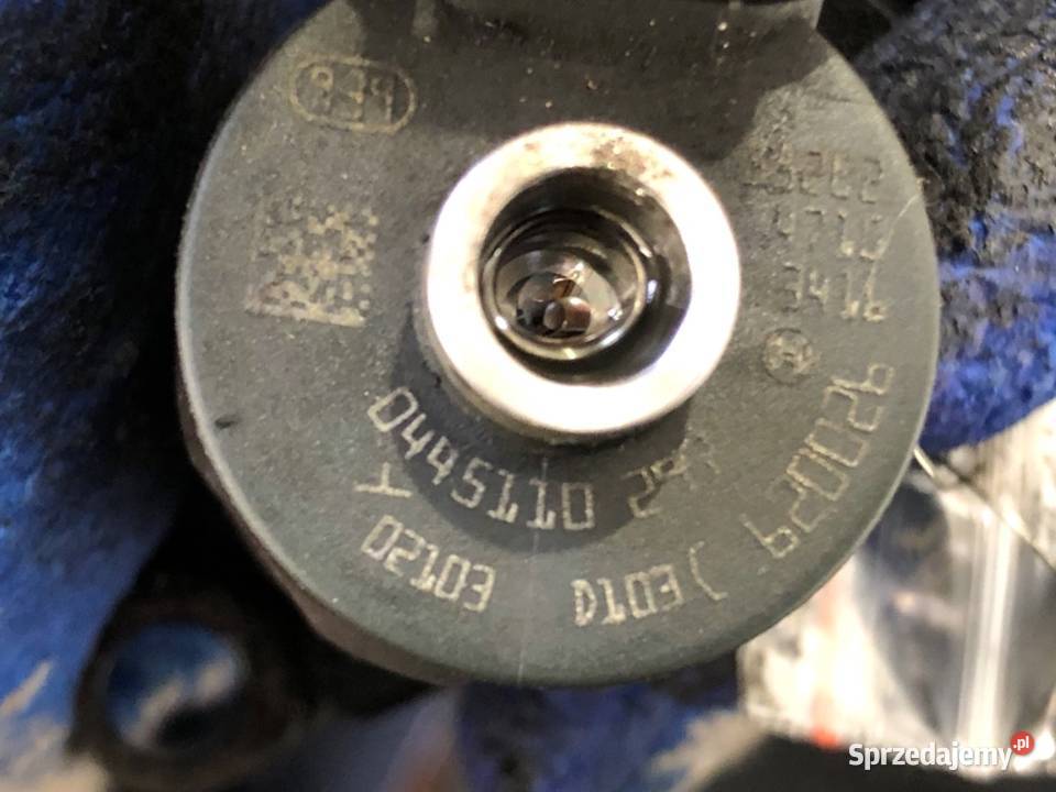 WTRYSKIWACZ PEUGEOT 207 0445110297 16 90 0615 Wtryskiwacze