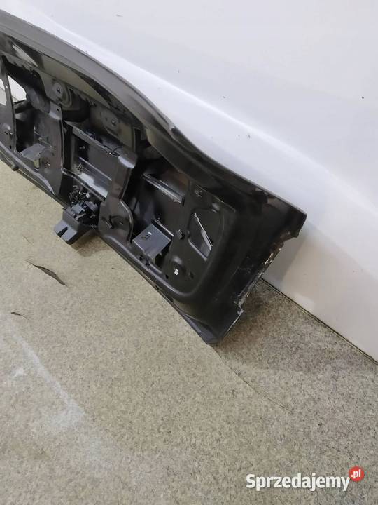 KLAPA TYŁ SEDAN USA VW Volkswagen Passat VIII