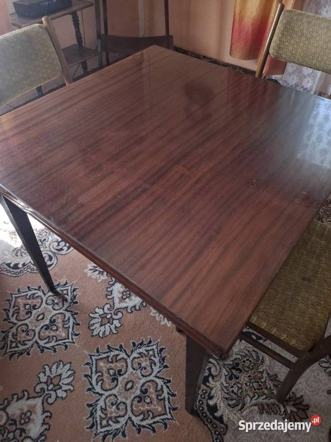 PRL Stół drewniany rozkładany krzesła drewniane Ostrowiec Świętokrzyski sprzedam