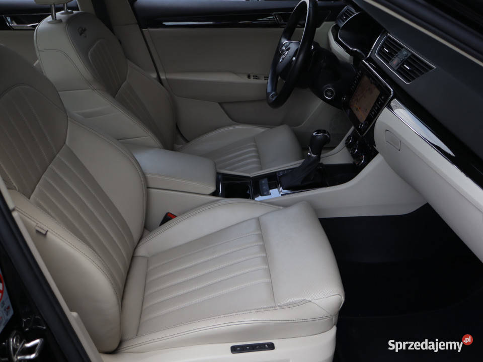 Skoda Superb iV 14 TSI PHEV łopatki zmiany biegów Bielany Wrocławskie sprzedam