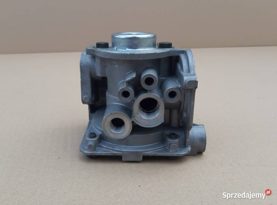 ZAWÓR STERUJĄCY NACZEPY WABCO 9710028050 lubuskie Trzciel