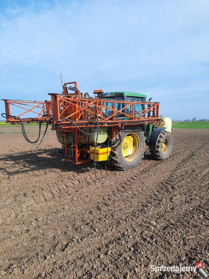 Sprzedam opryskiwacz douven 1000l 24m Opatowiec sprzedam