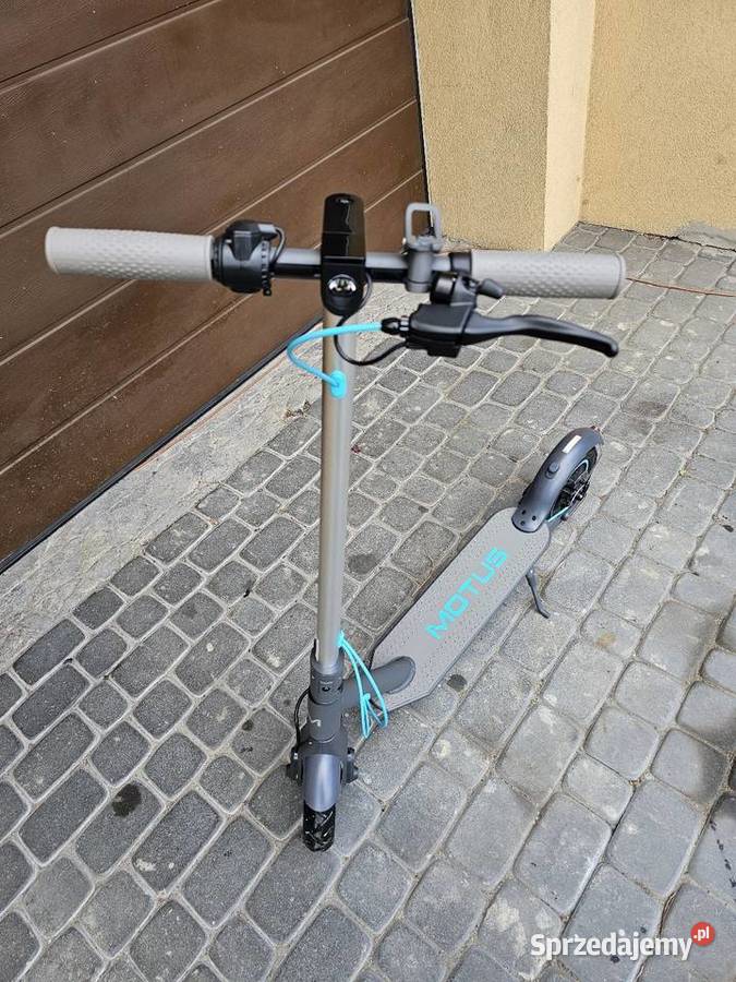 Sprzedam Nową hulajnogę elektryczną Motus Scooty Sport i Wypoczynek Skierniewice sprzedam