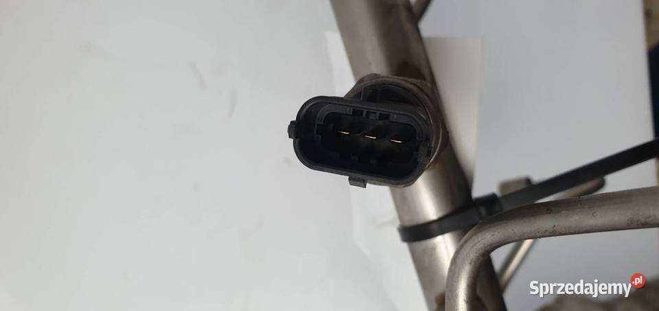 LISTWA WTRYSKOWA 94811011506 PANAMERA 970 GTS 48 Pozostałe Lipno