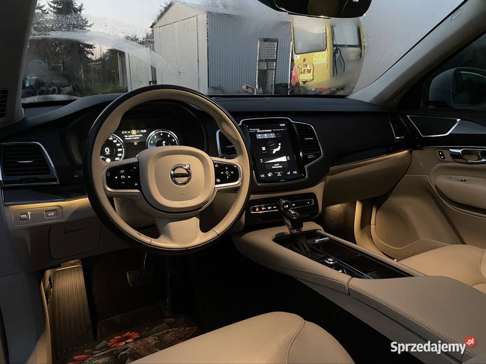 Volvo XC90 20 benzyna 245 2018 142 przebieg Rok produkcji 2018 Poznań