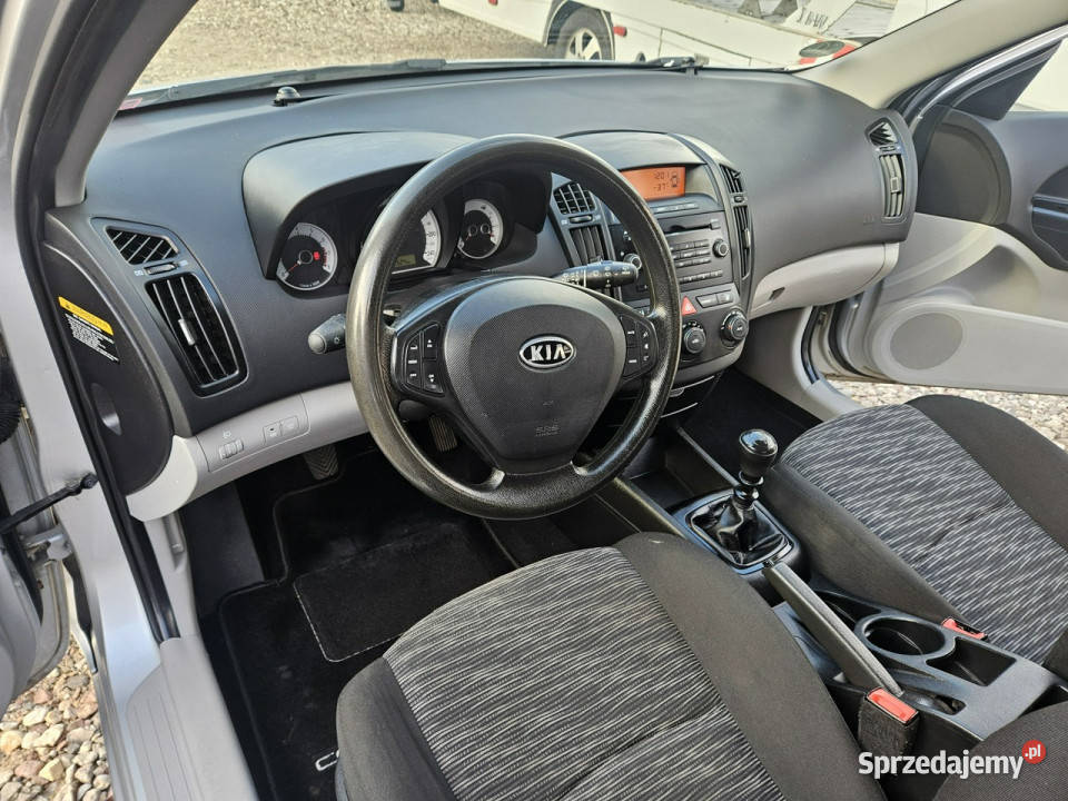 Kia Ceed Opłacona Zdrowa Zadbana z Klimą przyciemniane szyby
