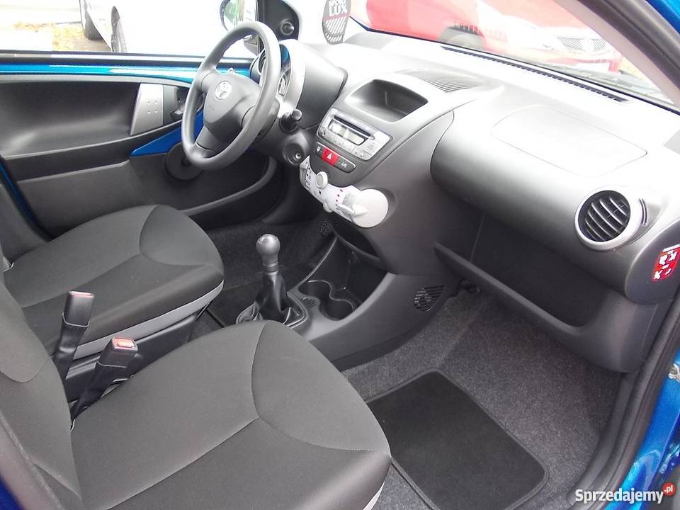 Do sprzedania Toyota Aygo I niebieski Kraków