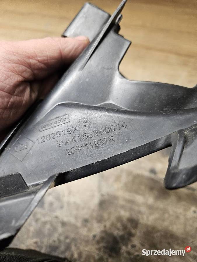 MERCEDES CITAN MOCOWANIE HALOGENU PRAWE osobowe wielkopolskie Międzychód