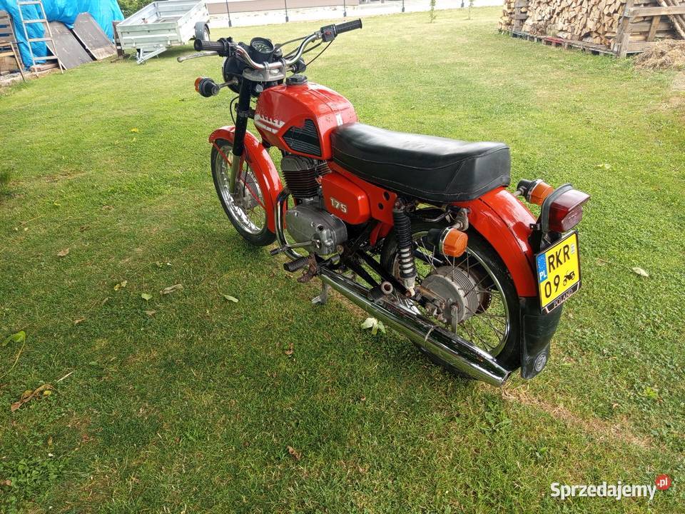 Motocykl Cz 175 zarejestrowany jako zabytek Krosno