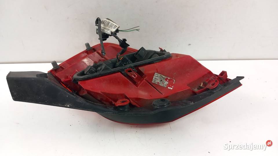 RENAULT CLIO III LIFT HB LAMPA TYŁ LEWA osobowe Zbierkowo sprzedam