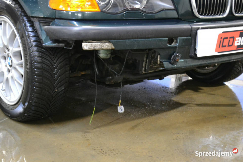 BMW 325 25 benzyna 192 4x4 xenon climatronic Kęty