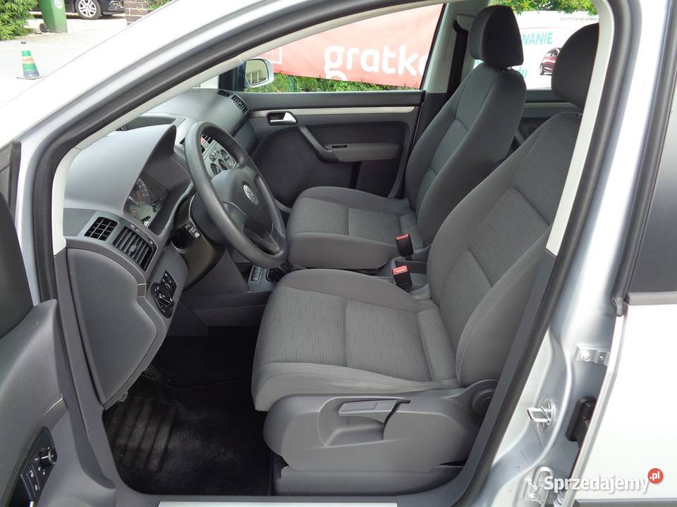 VW TOURAN 14 Sprowadzony relingi dachowe Dolna Grupa