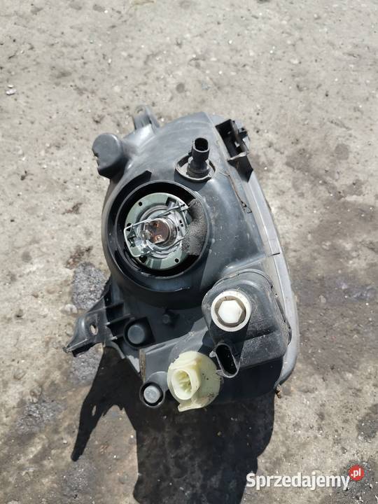 Lampa lewy przód corsa B Czerwionka-Leszczyny