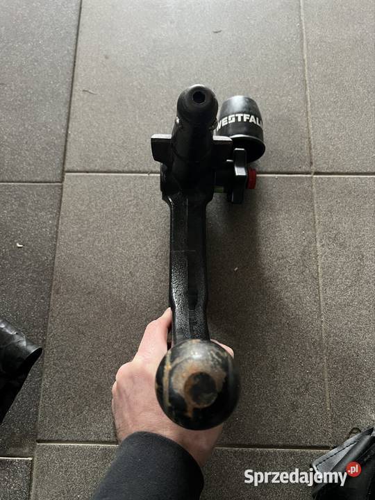 Hak Holowniczy WESTFALIA Audi A4 B7 Zagórz sprzedam