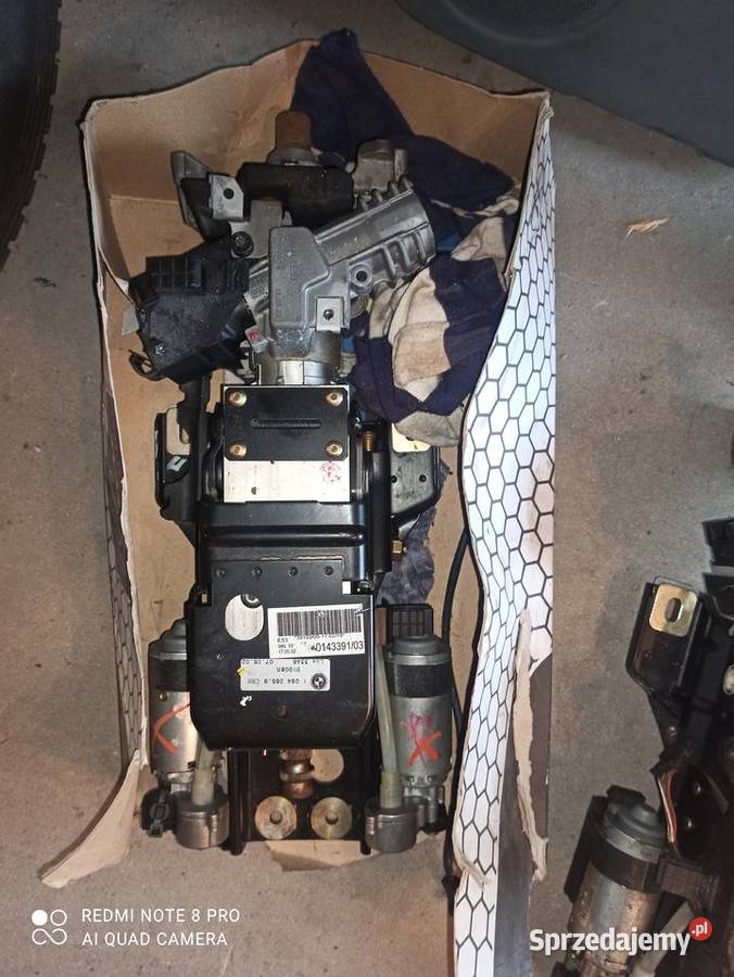 BMW X5 siedzenia boczki kolumna mazowieckie Sarnaki