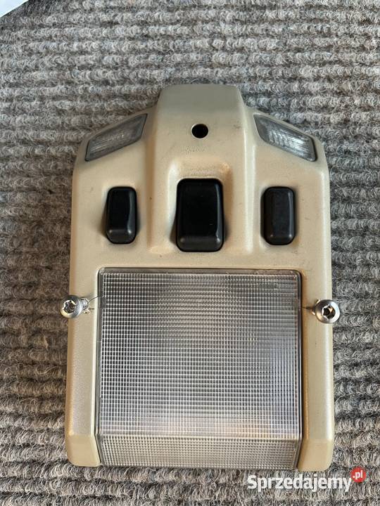Lampka wnętrza Volvo 960 beżowa sprzedam