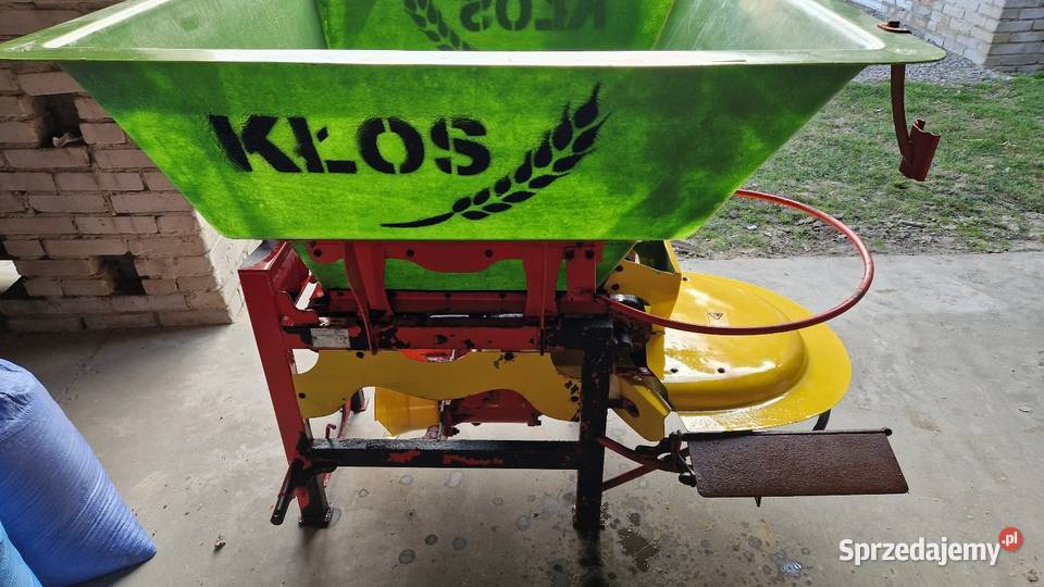 Rozsiewacz Kłos Maszyny rolnicze Rakówka