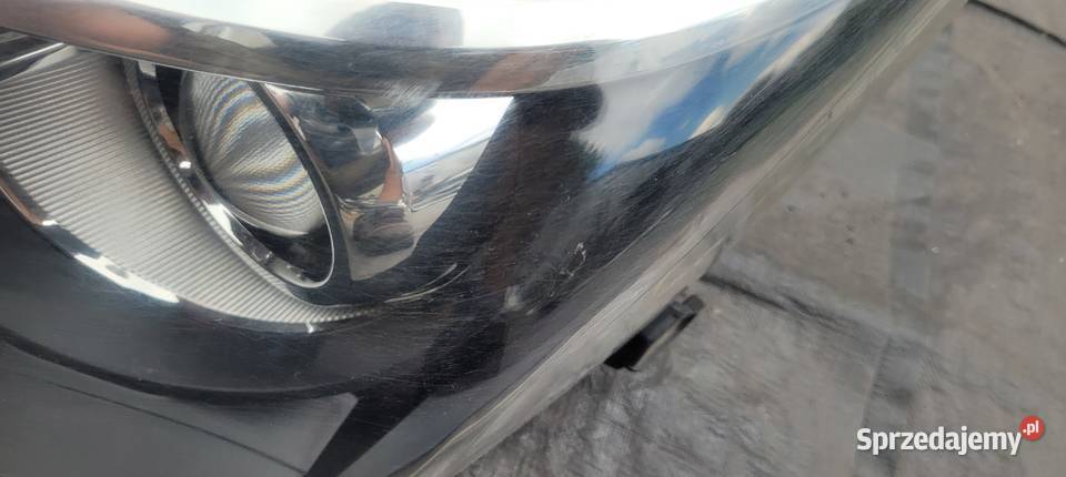 TOYOTA YARIS III LIFT REFLEKTOR LEWY LAMPA LEWA Lampy przednie Ruda Śląska