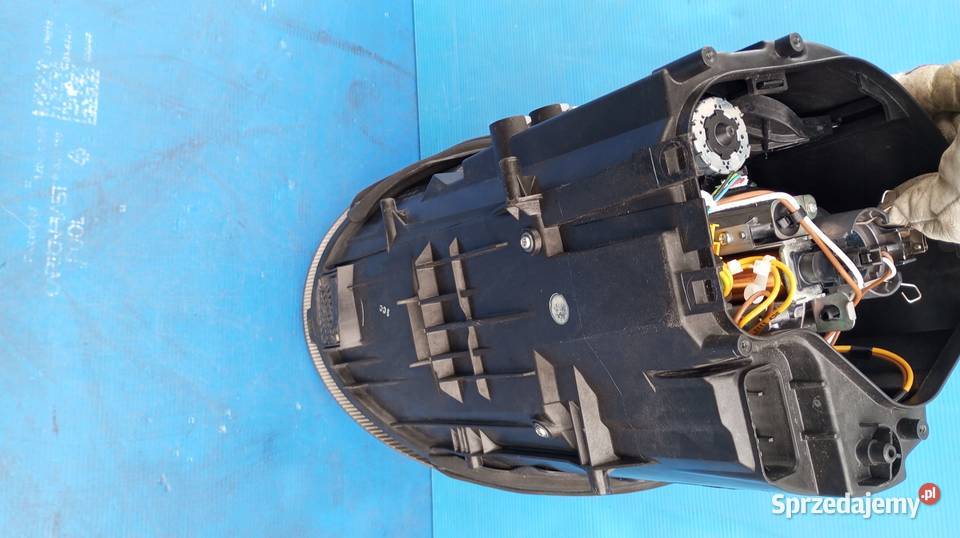 LAMPA PRAWY PRZÓD XENON PORSCHE 911 997 20042013 Nowy Tomyśl sprzedam
