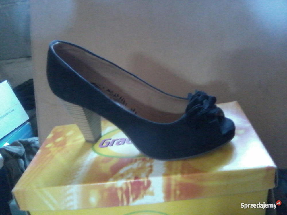 CZÓŁENKA GRACELAND ZAMSZ 39 OPEN TOE PLATFORMY