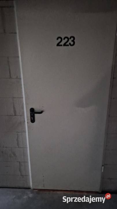 Syndyk sprzeda mieszkanie 11810 m2 z miejscem Nieruchomości mazowieckie Warszawa