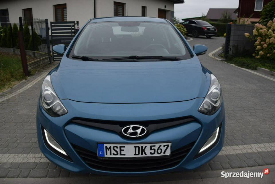 Hyundai i30 14B Navi Kamera Oryginał Lakier niebieski Majdan Sieniawski