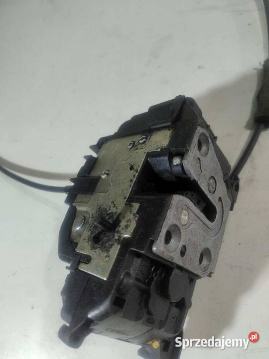 ZAMEK DRZWI PRAWY TYŁ 4 PIN RENAULT SCENIC III sprzedam