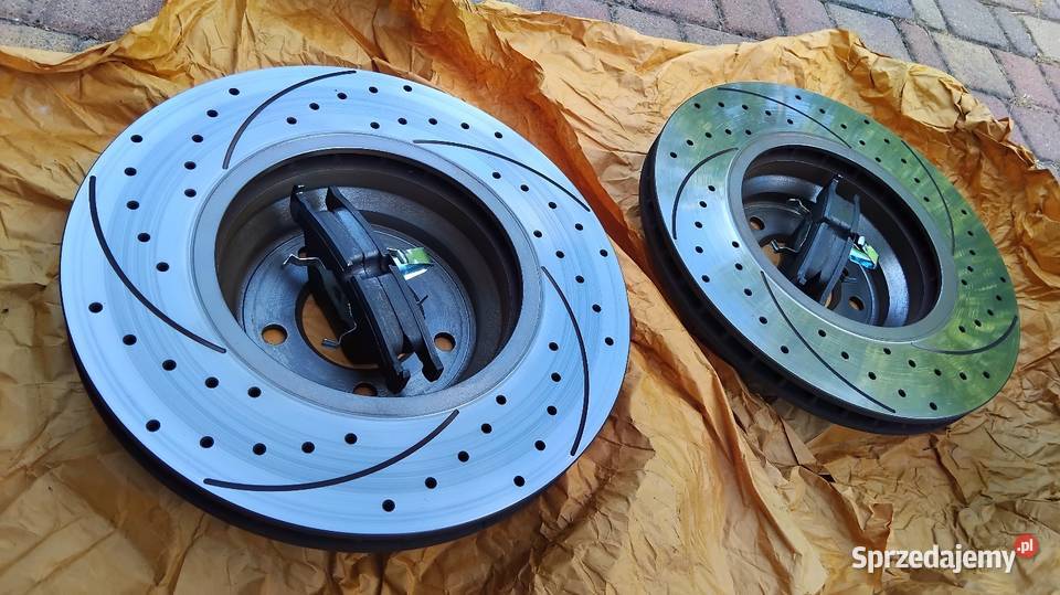 Tarcze klocki hamulcowe bmw e90 348x30mm 330i Pęczniew