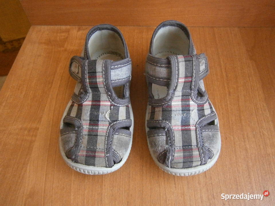 Buty buciki pantofle laczki 23 Domowe Kraków sprzedam