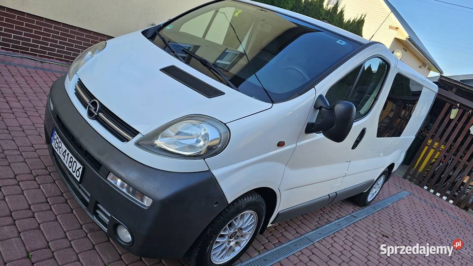 Opel Vivaro 1.9DTI 100KM 2003 Klima 6os 6 foteli Brygadówka Hak Zamiana San