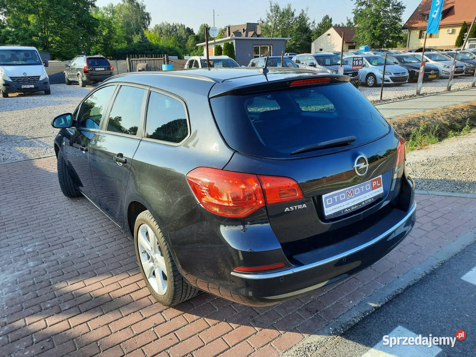 Opel Astra Sports Tourer KLIMATRONIC 88 Serwis Żyrardów