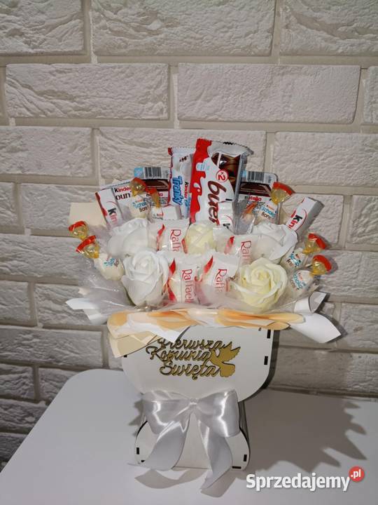 Kielich komunijny z słodyczy Kinder Komunia Wszystkich Świętych