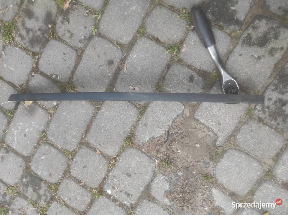 nissan primera p10 belka pomiędzy szybami drzwi Lublin