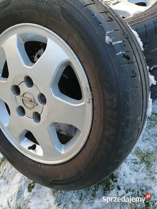 Komplet 4 Kół Letnich Felgi Aluminiowe Opony Sarbinowo