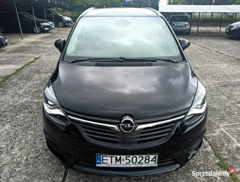 Opel Zafira 2019 automat 7 osobowe zadbane hak C Tomaszów Mazowiecki